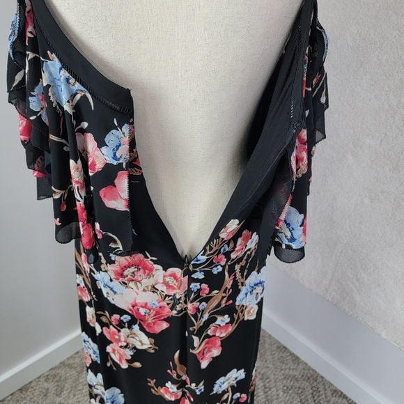 WHBM Black Elegant Boho Floral Embroidered Cold Shoulder Ruffled Maxi Dress Sz 6 - Picture 10 of 16